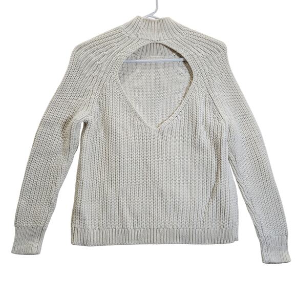 Kendall and Kylie Cream Chunky Cable Knit Mock Neck Sweater Cut Out Back Small - Picture 4 of 8